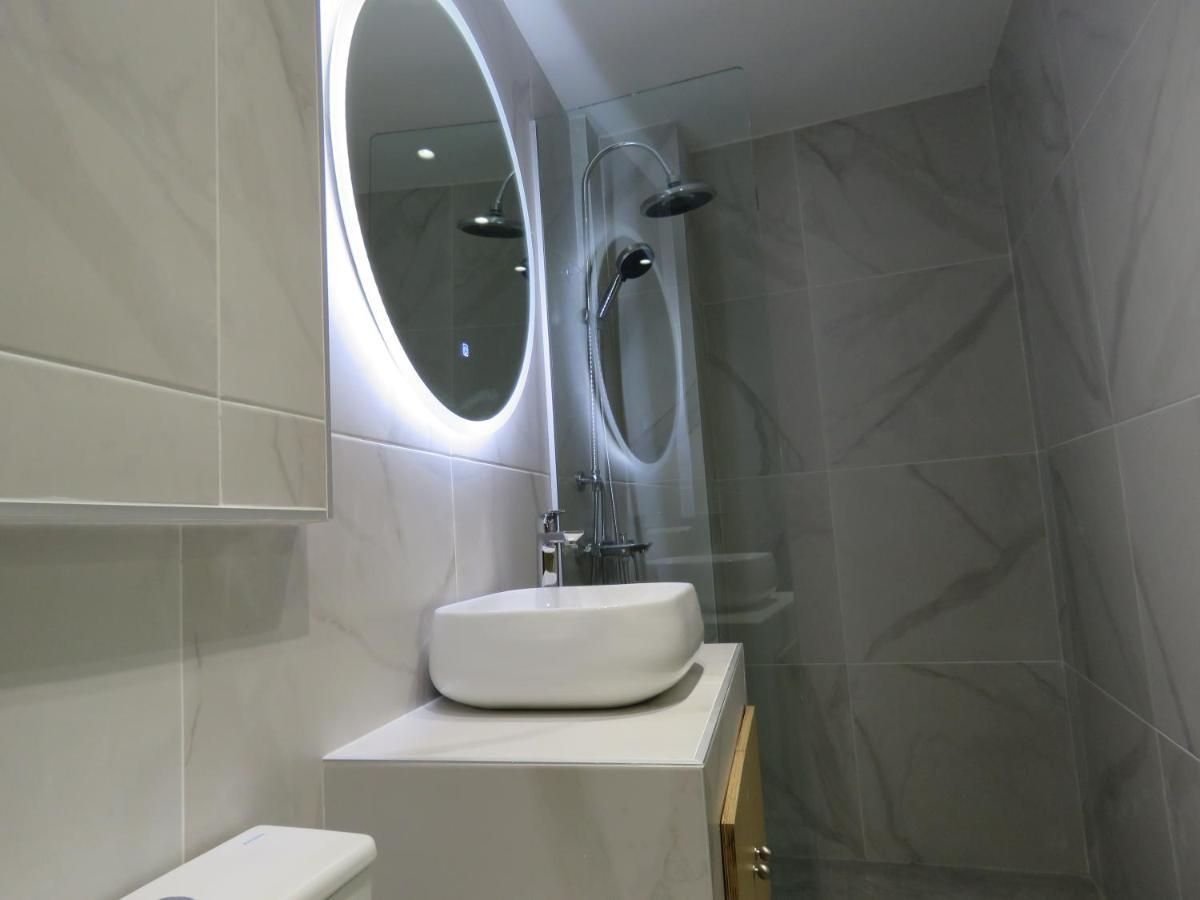 Eros Welcome Stay Downtown Studio - Explore Center By Foot - Close To Helexpo & University Selanik Dış mekan fotoğraf